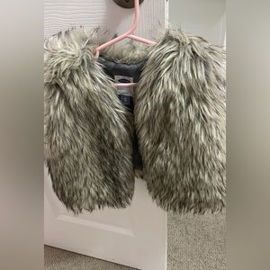 Old navy fur vest